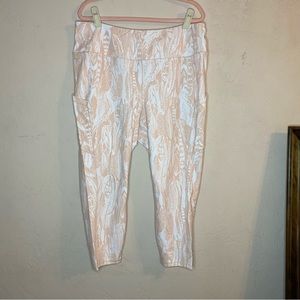 Torrid 3X Pink and White Active Leggings